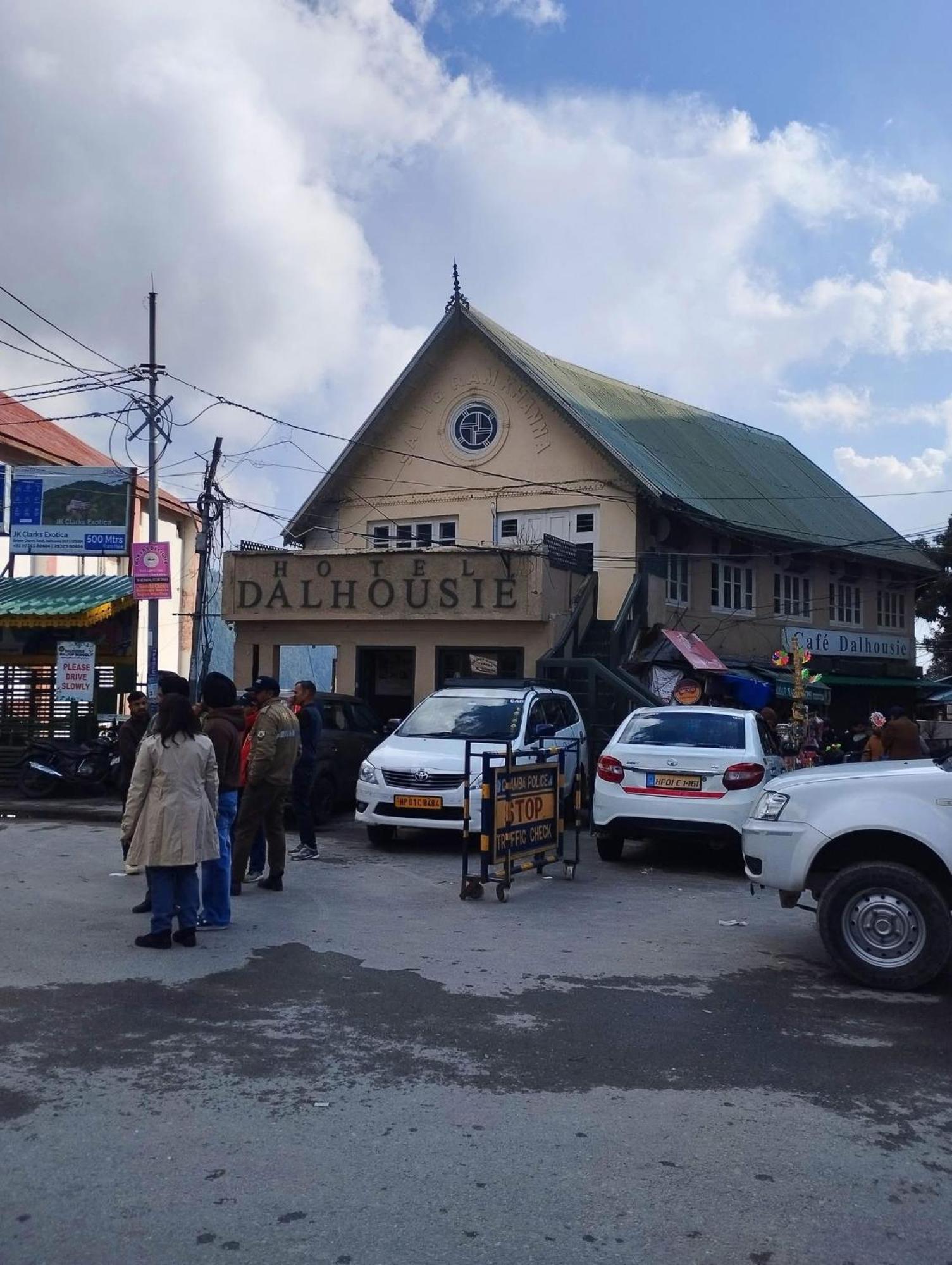Aditya Homestay Dalhousie Exterior foto