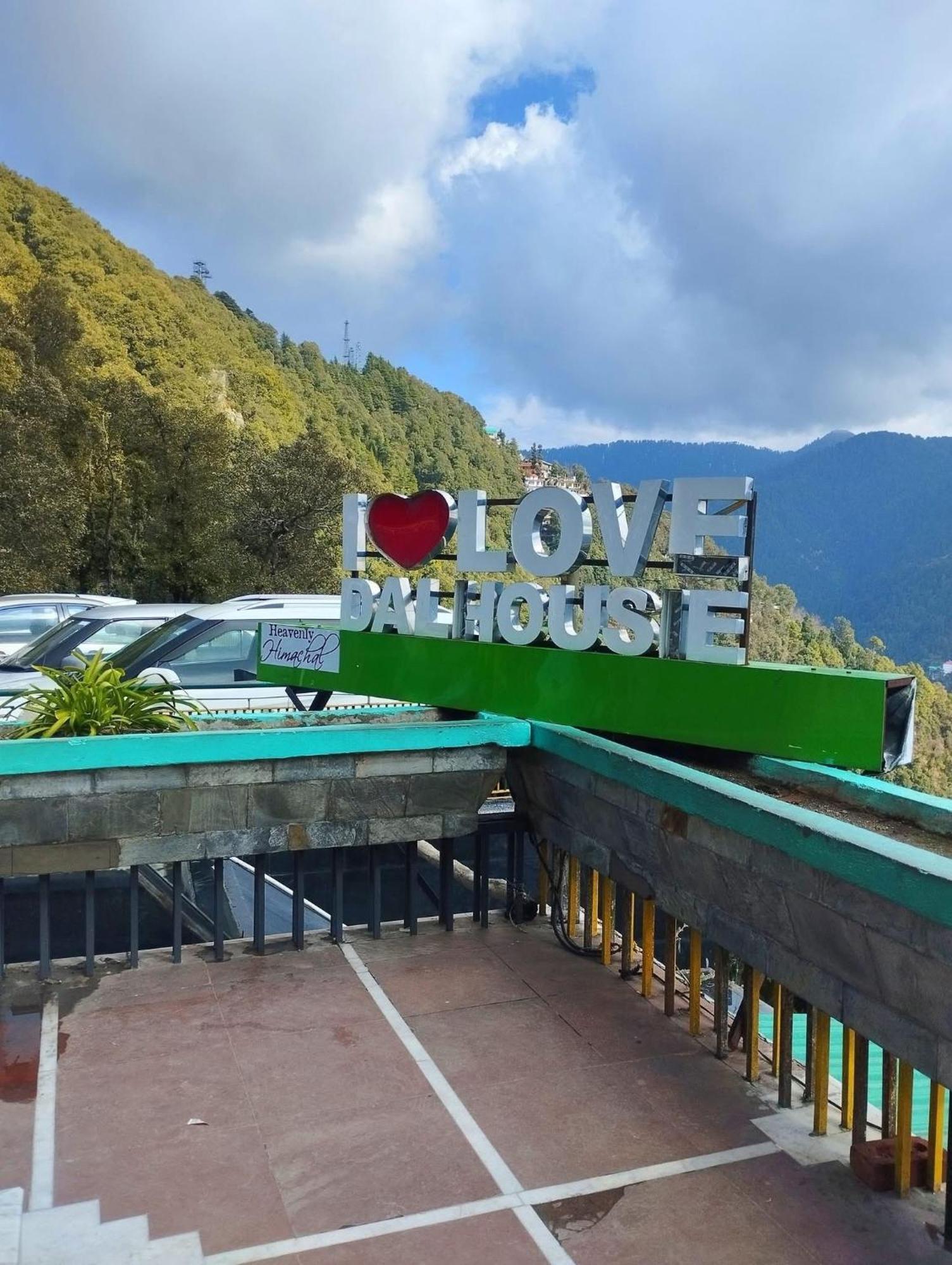 Aditya Homestay Dalhousie Exterior foto