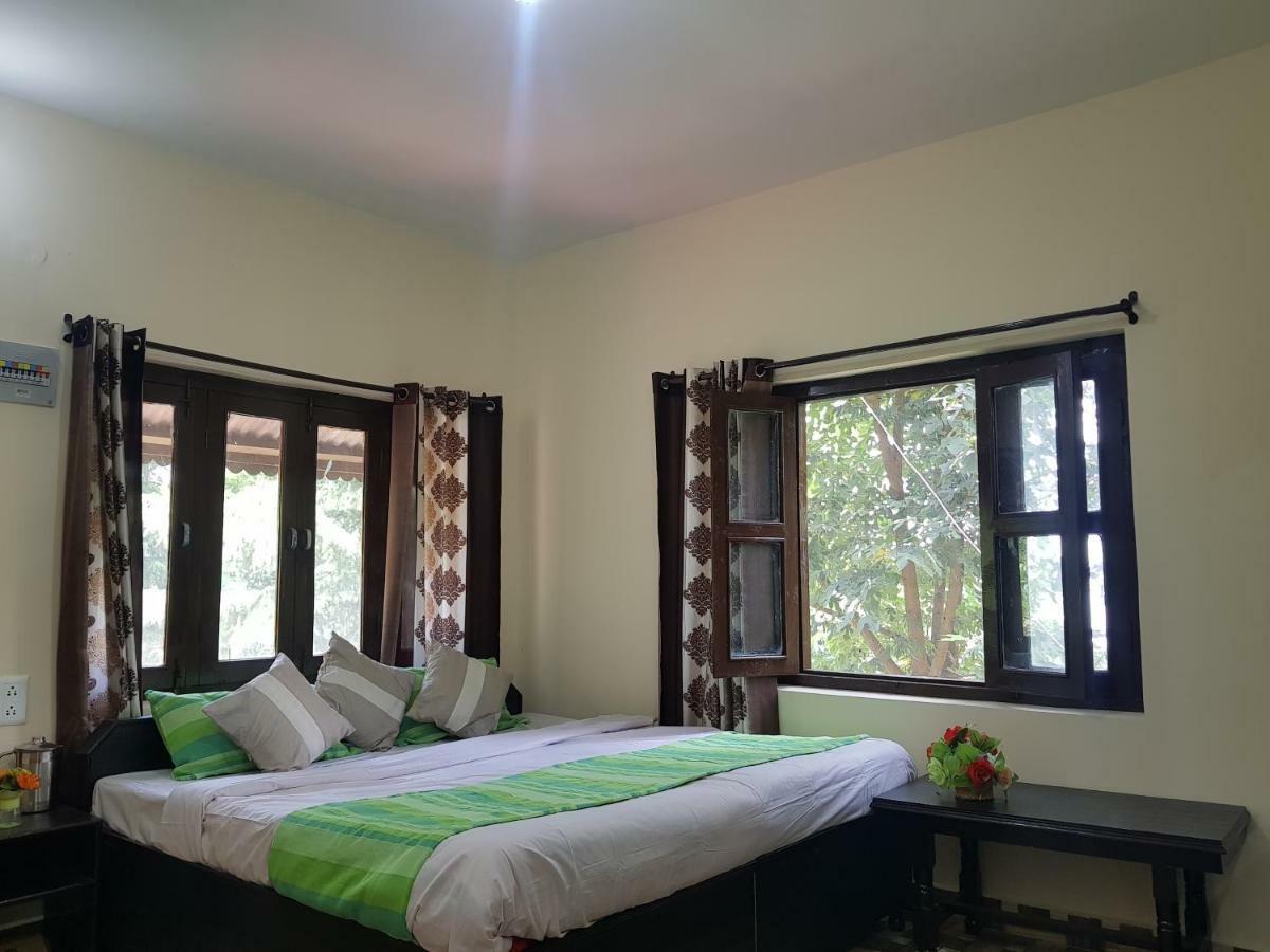 Aditya Homestay Dalhousie Exterior foto
